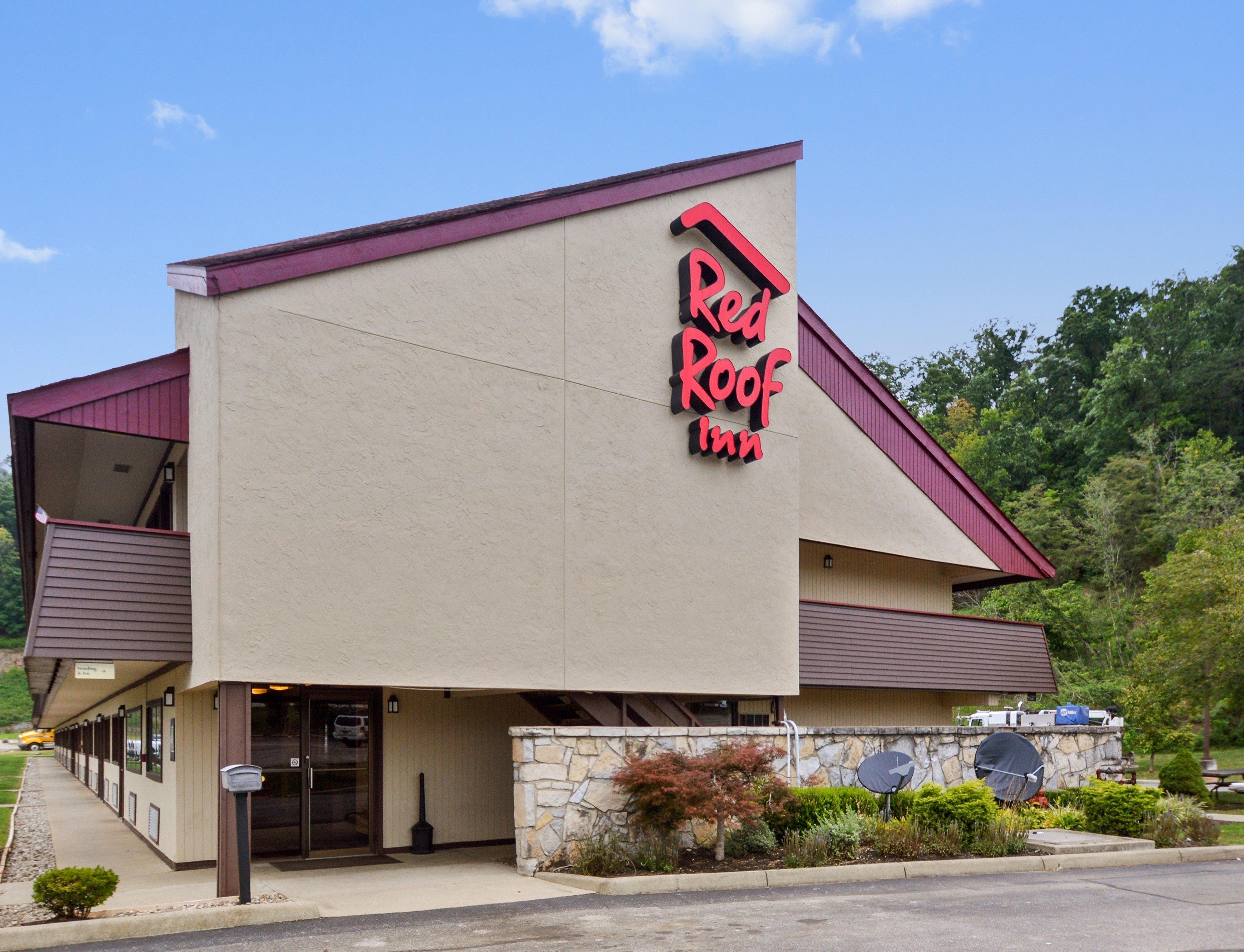 Red Roof Inn Charleston West - Hurricane, Wv Teays Valley Eksteriør billede