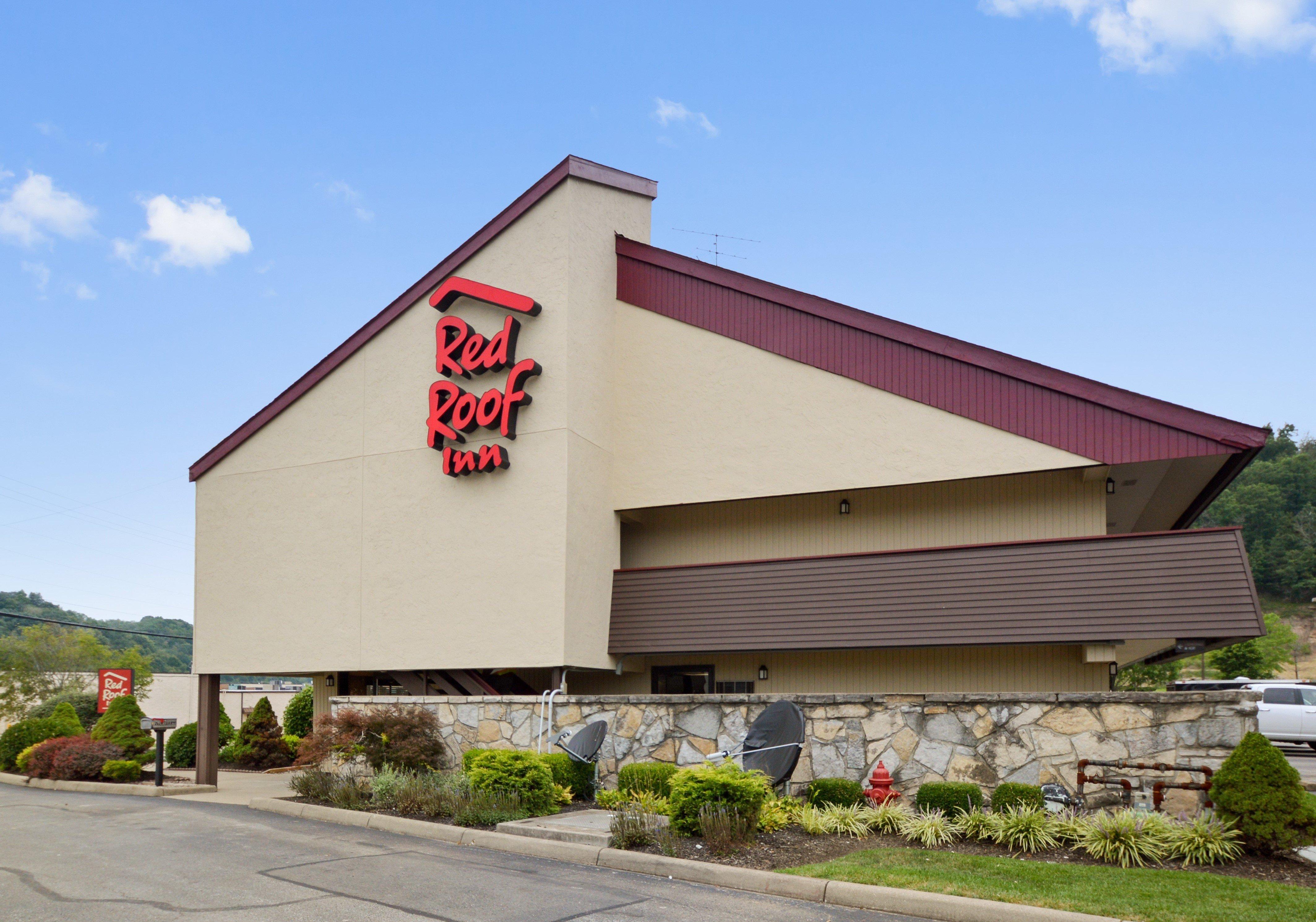 Red Roof Inn Charleston West - Hurricane, Wv Teays Valley Eksteriør billede