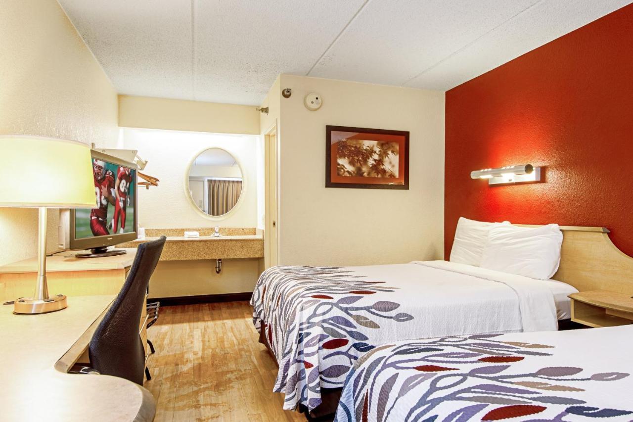 Red Roof Inn Charleston West - Hurricane, Wv Teays Valley Eksteriør billede